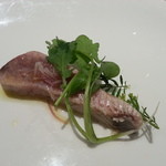 bb9 - 淡路　天然ぶり　薪焼き
      　　　　タジェット　オゼイユ　大根　みょうが
      
      