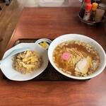 上海楼 - 半チャンラーメン
