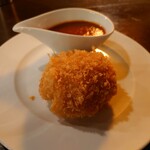 洋食とワインのお店 土筆苑 - カニクリーミィコロッケ（1個）@800円
