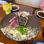 地鶏と鮮魚のお店 あおいや - 高知風！生カツオ塩タタキ大　1,100円（税込）