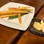 地鶏と鮮魚のお店 あおいや - さつまいもハニーバター　590円（税込）　※蜂蜜バターは、まさかの別皿