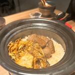 東京焼肉 黒木 - 和牛＆トリュフの土鍋御飯