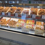 有村屋 - 料理写真:豊富な品揃え