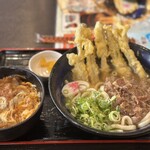 資さん うどん - 料理写真: