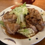 洋風厨房 ソーシエ - 左がジャポソース、右がBBQソース