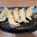 濃厚とんこつラーメン 福福家  - 餃子も美味しい