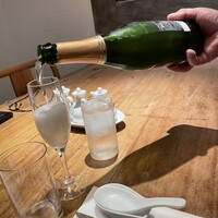 銀座ブルーリリー ステーキ＆チャイニーズレストラン - 