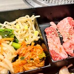 上野太昌園 - キムチ、ナムルもたっぷり