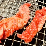 上野太昌園 - 牛カルビ