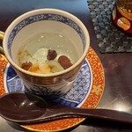 茶房 半兵衛 - せせらぎ感じました、甘さ控えめ嬉しい