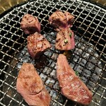 焼肉鍋問屋　志方 - 