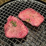 焼肉鍋問屋　志方 - 