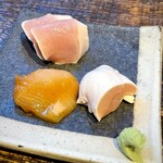 若鳥焼き もばら - 鶏刺し（むね，ささみ、むねの漬け）