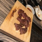 焼肉 ジャンボ はなれ - 
