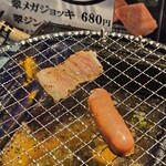 立食焼肉 一穂 - 