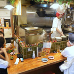 自由が丘牛タンいろ葉 - １F カウンター