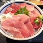 焼津さかなセンター　山水 - 本まぐろ大とろ・まぐろ丼