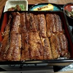 炭火焼うなぎ 東山物産 - 上重