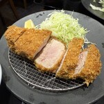 ごちそうとんかつ 豚の恵み - 厚切りリブロースかつ定食