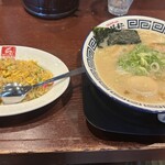 久留米ラーメン清陽軒 - ラーメンセット