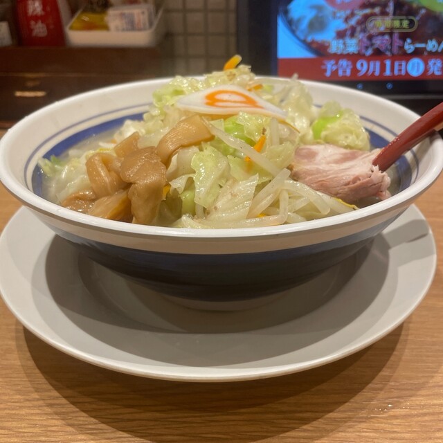 ８番らーめん富山駅店>