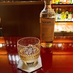 バー ディヴァイン - Arran10年ロック