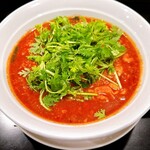 岡山辛麺 つるっと亀  - トマト辛麺10辛こんにゃく麺、パクチートッピング