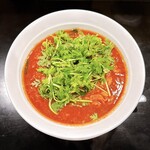 岡山辛麺 つるっと亀  - トマト辛麺10辛こんにゃく麺、パクチートッピング