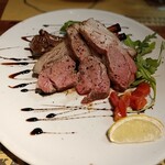 Pizzeria Bakka M'unica - 骨付きラムステーキ