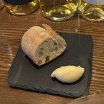 ビストロ クプレ - パンと自家製りんごバター