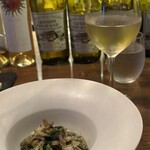 ビストロ クプレ - アルザスのリースリング&つぶ貝のブルゴーニュ風