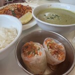 バスーデブ - バスデブスペシャルコンボ（パッタイｘグリーンカレー）