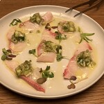 PIZZERIA IL VICOLO - カンパチのカルパッチョ。サルサヴェルデ添え。
