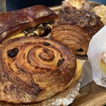 ベーカリー&レストラン沢村 - 