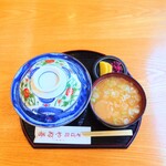 やぶ善 - ■ 牛丼、980円