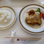 レストランヒルトップ - カラスカレイのピカタ　きのこクリームソース