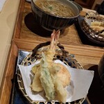蕎麦しん - 天ぷら盛り合わせ
