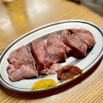 ホルモンまさる  - 