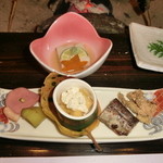 祖谷美人 - 季節物　５種盛り、胡麻豆腐