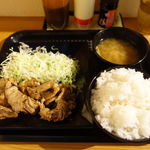 おとなの生姜焼 - おとなのニンニク焼定食（ご飯大盛サービス中）　770円