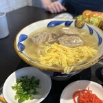 沖縄タコス くくるる 福岡川崎町店 - とろとろソーキそば