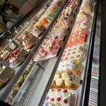 Patisserie Honey Coco