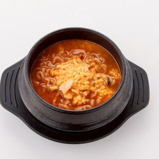 연회에 딱 맞는♪ 저렴한 먹고 마시는 무한 코스는 3,960엔부터