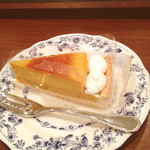 ドトールコーヒーショップ 横浜北幸店 - かぼちゃのムースタルト