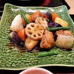 大戸屋 ごはん処 - 鶏と野菜の黒酢あん