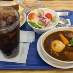 神戸屋キッチン アトレ恵比寿店 - サラダはシーザー系です。