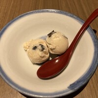古今 本店 - 日替わり御膳のデザート　天豆ときな粉のアイスクリーム