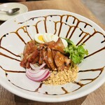 スコンター RAYARD Hisaya-odori Park店 - 焼き豚混ぜそば　甘辛な焼き豚で私は醤油味が欲しかったかな？