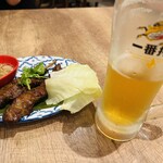 スコンター RAYARD Hisaya-odori Park店 - 豚肉串焼きは見た目よりずっとお肉柔らかく美味しい