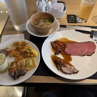 フォルク キッチン オールデイダイニング  - 